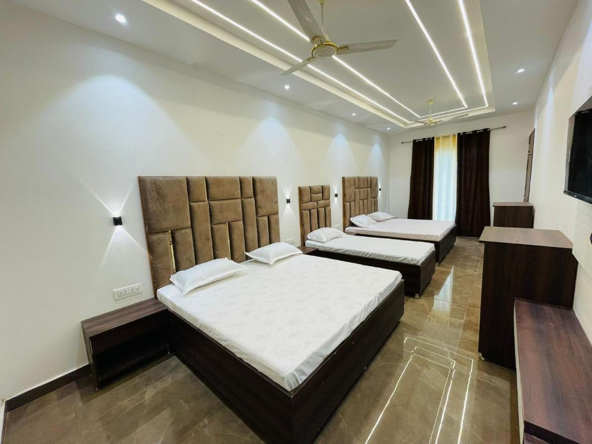 The Bubbles Bed and Breakfast Αμριτσάρ Εξωτερικό φωτογραφία