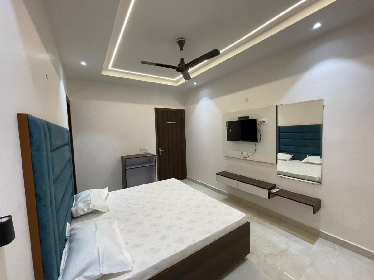The Bubbles Bed and Breakfast Αμριτσάρ Εξωτερικό φωτογραφία