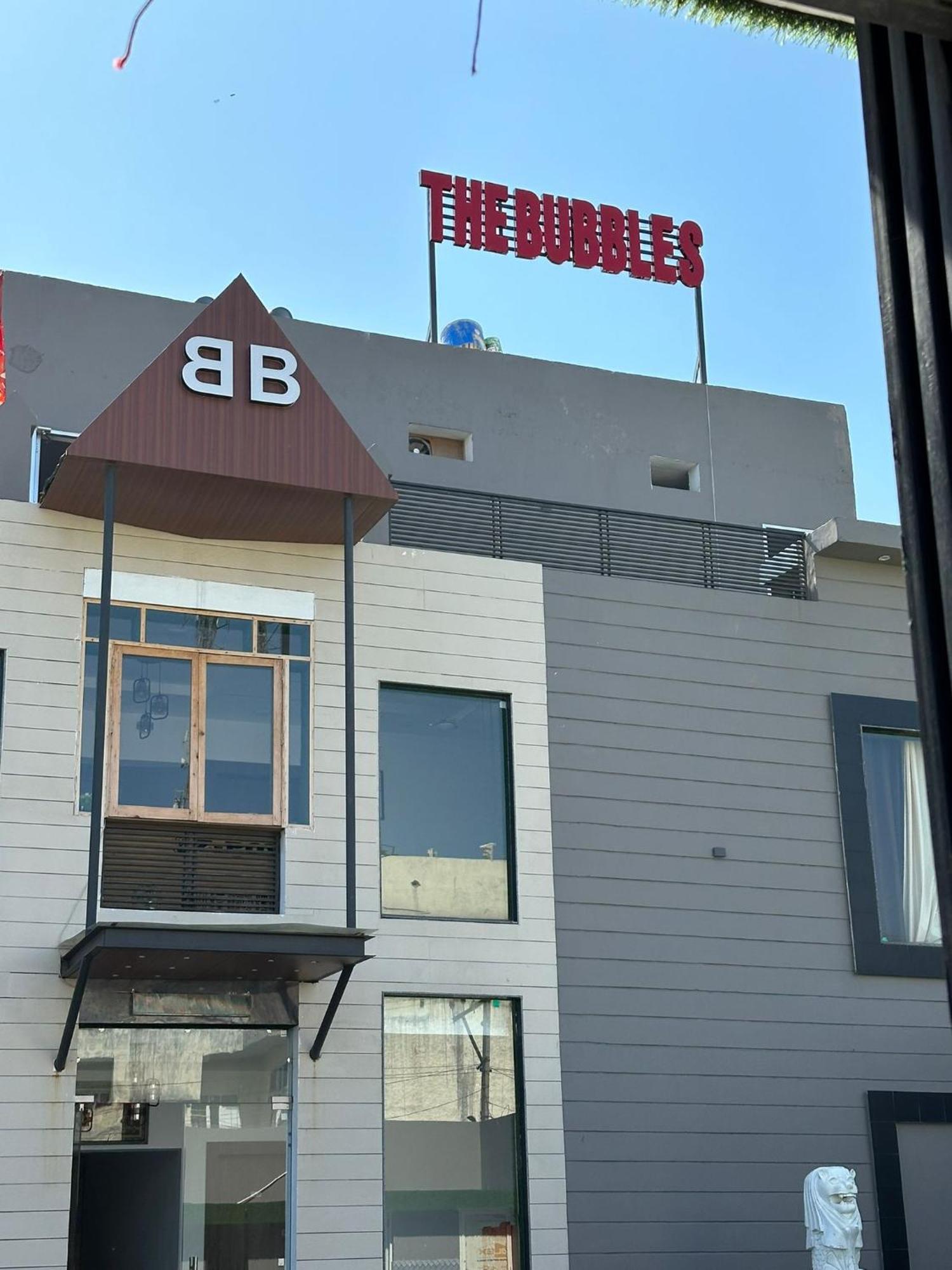 The Bubbles Bed and Breakfast Αμριτσάρ Εξωτερικό φωτογραφία